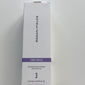 Rodan + Fields Unblemish Dual Intensive Acne Treatment - White and Purple